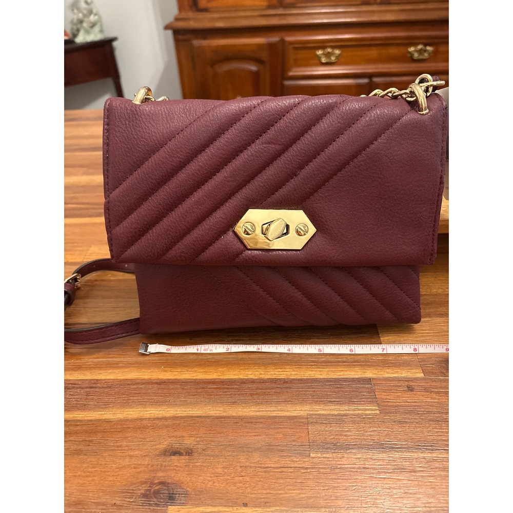 Steve Madden Crossbody Bag Women Small Burgundy Good Quilted Gold Chain Strap